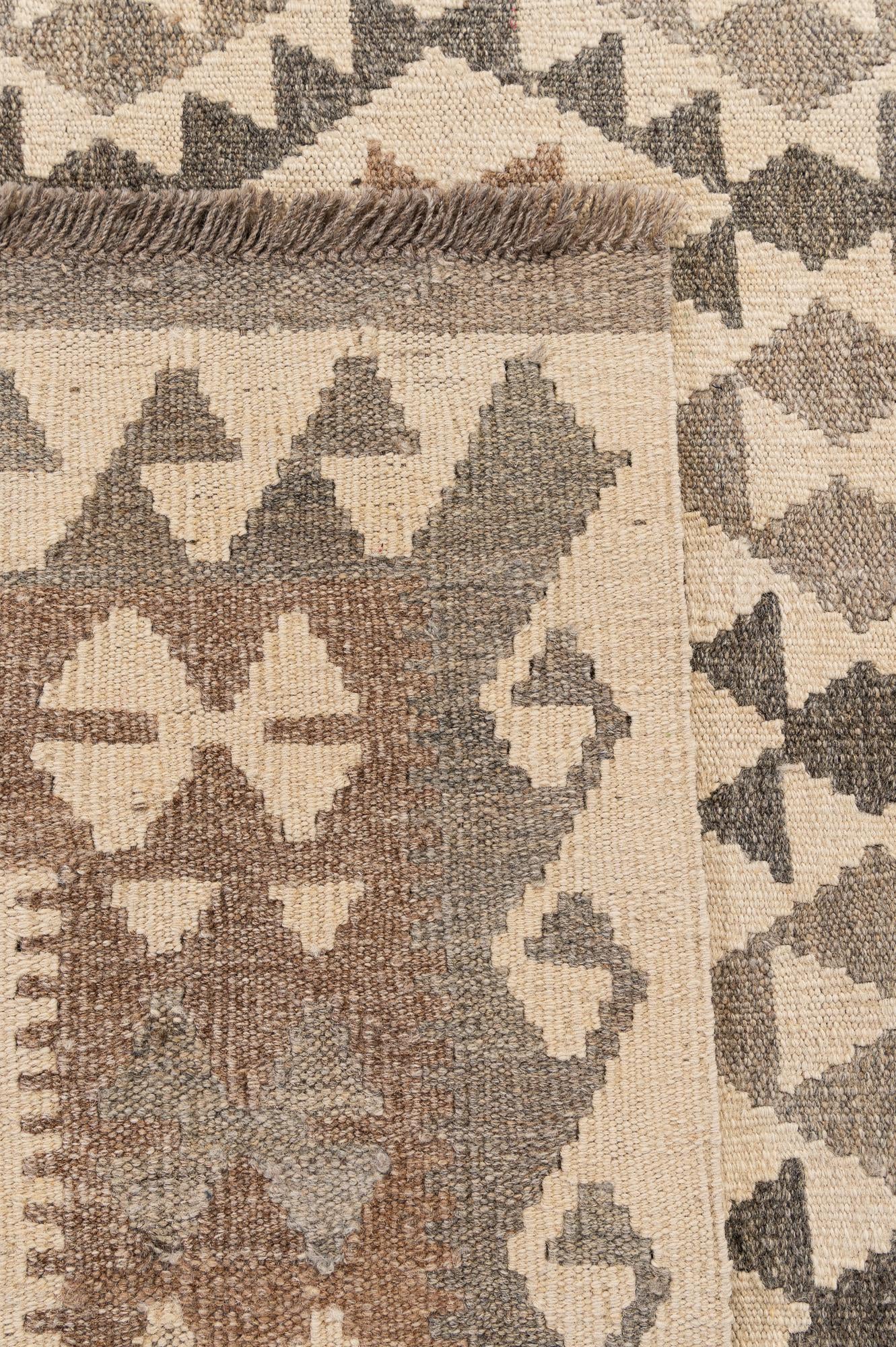 6' 9 x 9' 10 Hand Woven Kilim Maymana Wool Rug