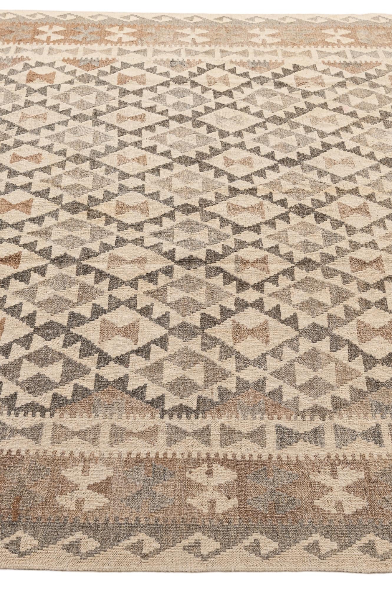 6' 9 x 9' 10 Hand Woven Kilim Maymana Wool Rug