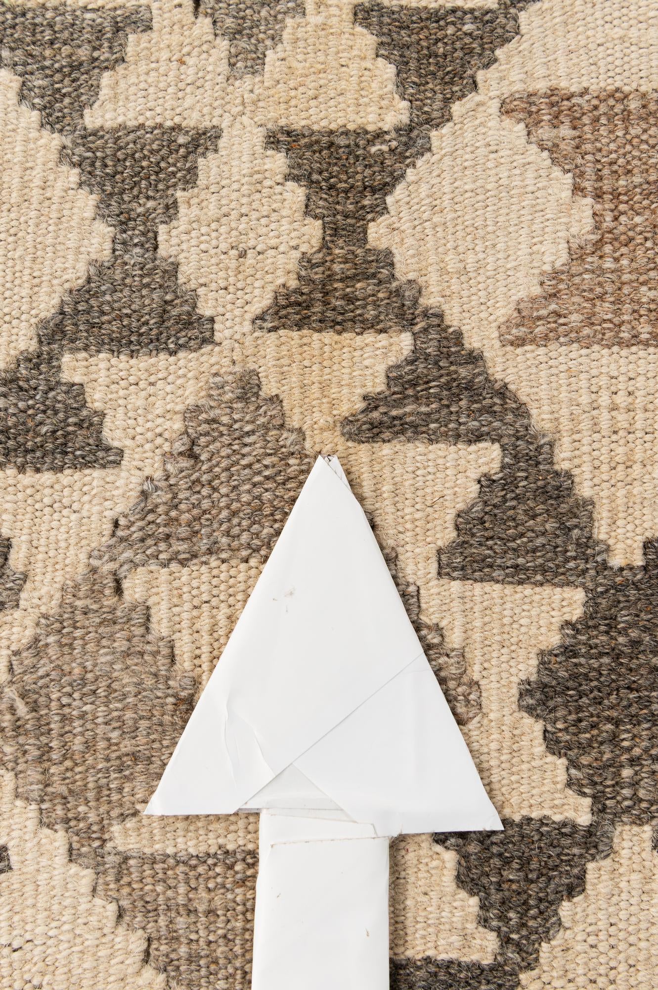 6' 9 x 9' 10 Hand Woven Kilim Maymana Wool Rug