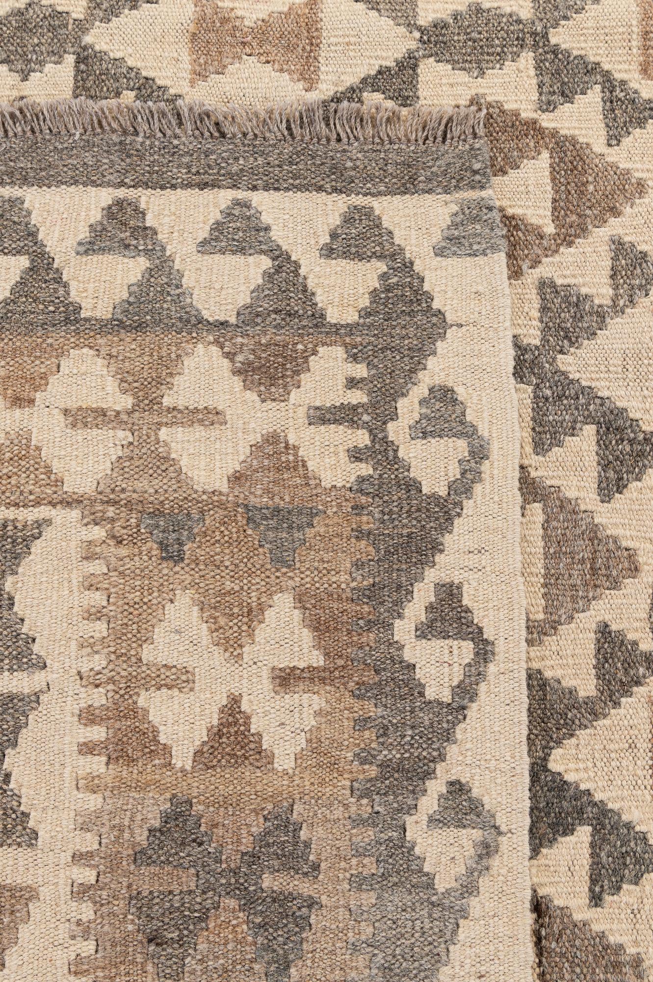 6' 9 x 9' 11 Hand Woven Kilim Maymana Wool Rug