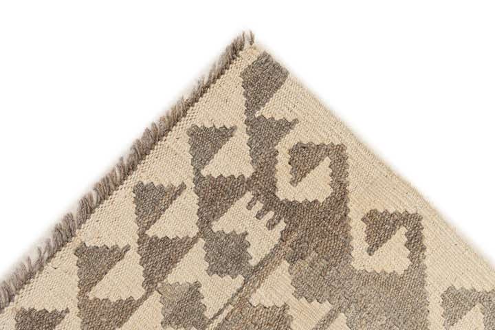 3' 4 x 5' 1 Hand Woven Kilim Maymana Wool Rug