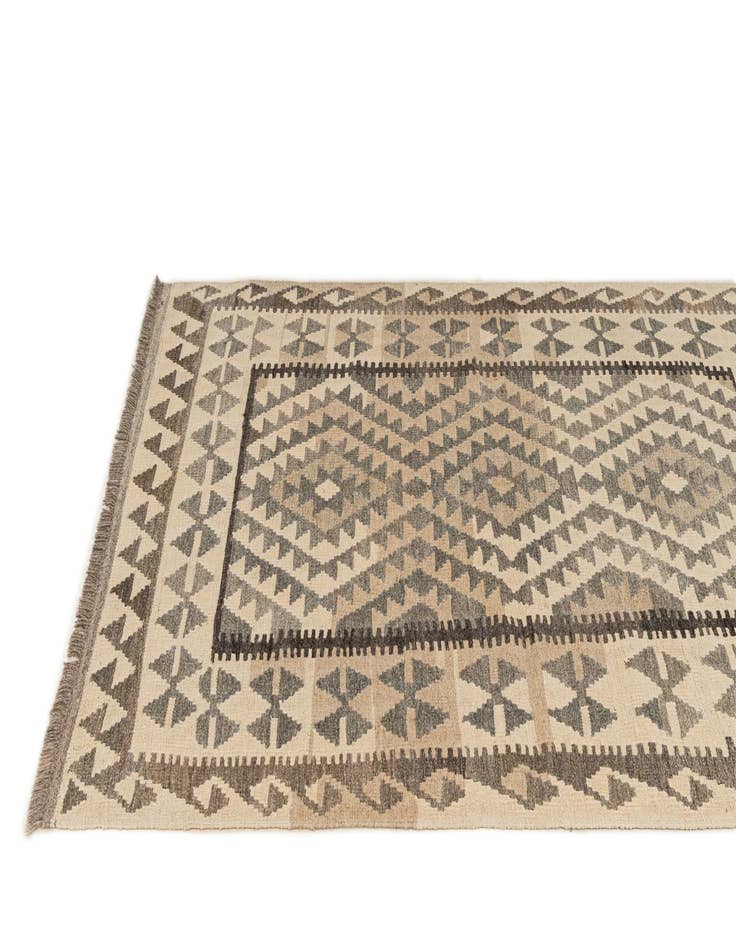 Detail image of 3' 5 x 5' 6  Hand Woven Kilim Maymana Wool Rug