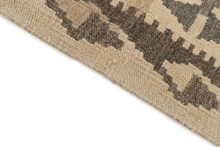 Detail image of 3' 5 x 5' 6 Hand Woven Kilim Maymana Wool Rug