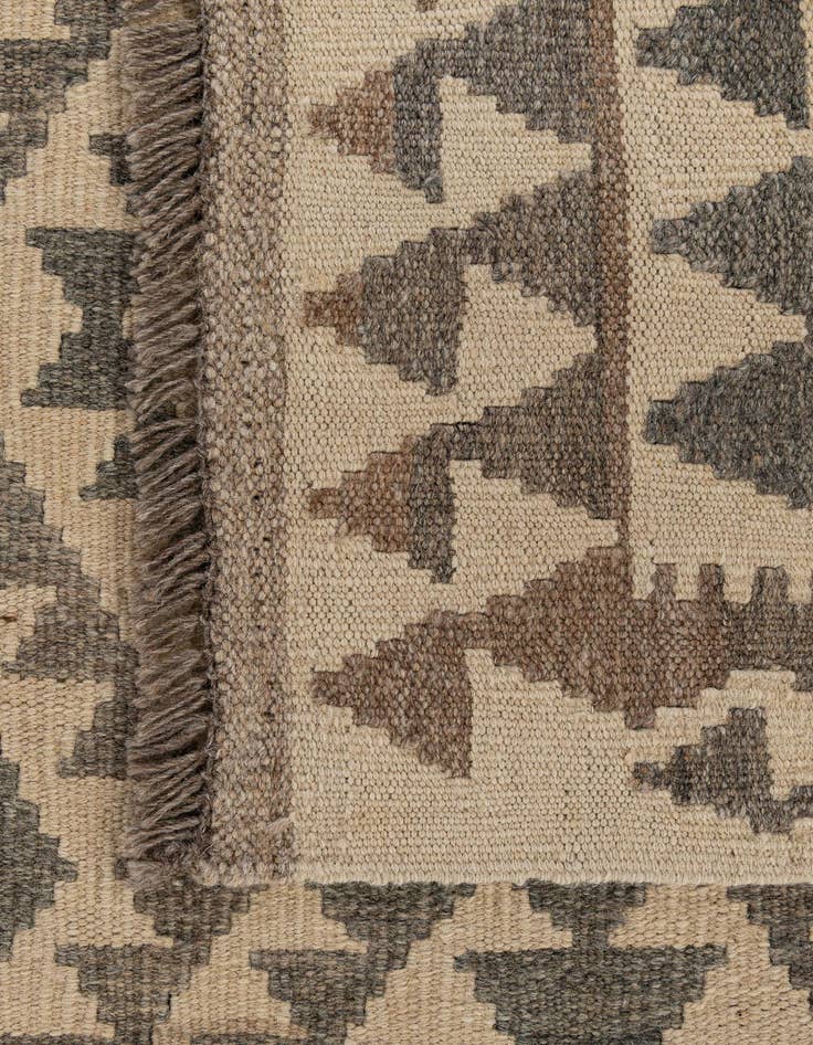 Detail image of 3' 5 x 5' 6  Hand Woven Kilim Maymana Wool Rug