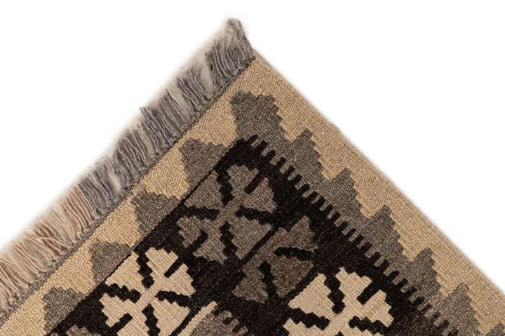 2' 11 x 3' 11 Hand Woven Kilim Maymana Wool Rug