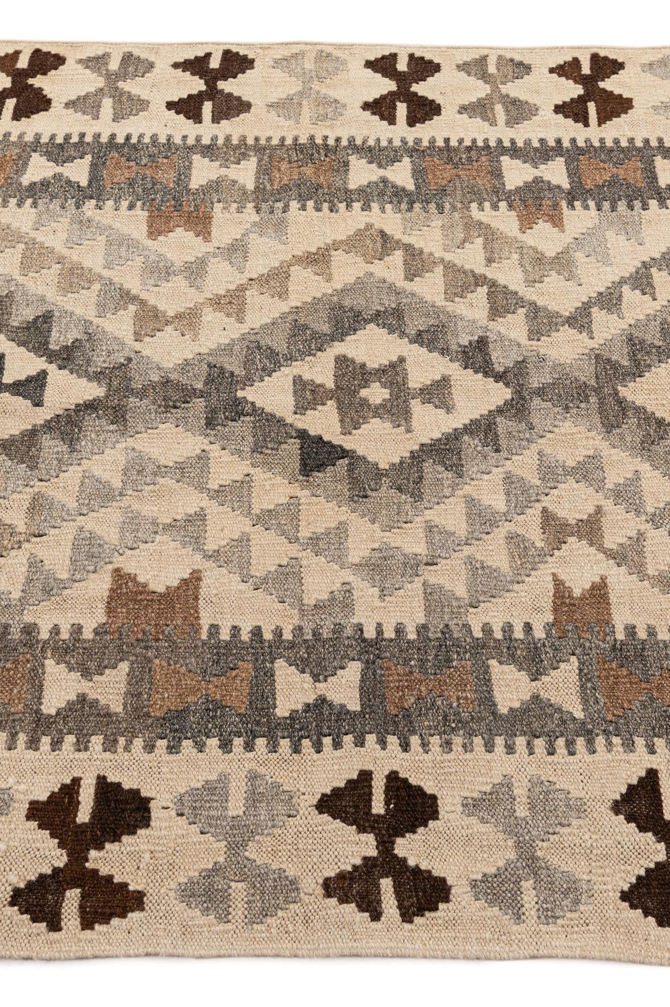 3' 6 x 4' 11 Hand Woven Kilim Maymana Wool Rug