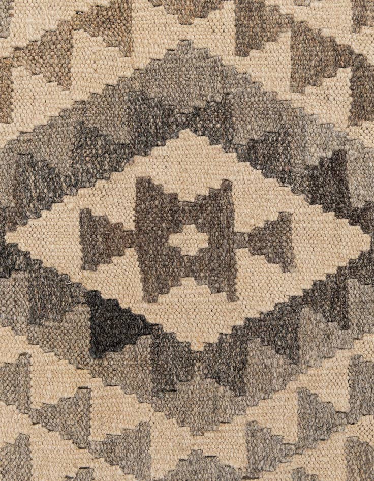 Detail image of 3' 6 x 4' 11  Hand Woven Kilim Maymana Wool Rug