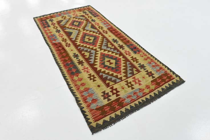 Detail image of 3' 3 x 6' 5 Hand Woven Kilim Maymana Wool Rug