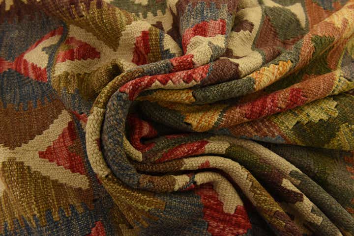 5' 2 x 8' Hand Woven Kilim Maymana Wool Rug