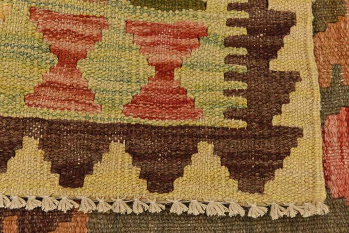5' 2 x 8' Hand Woven Kilim Maymana Wool Rug