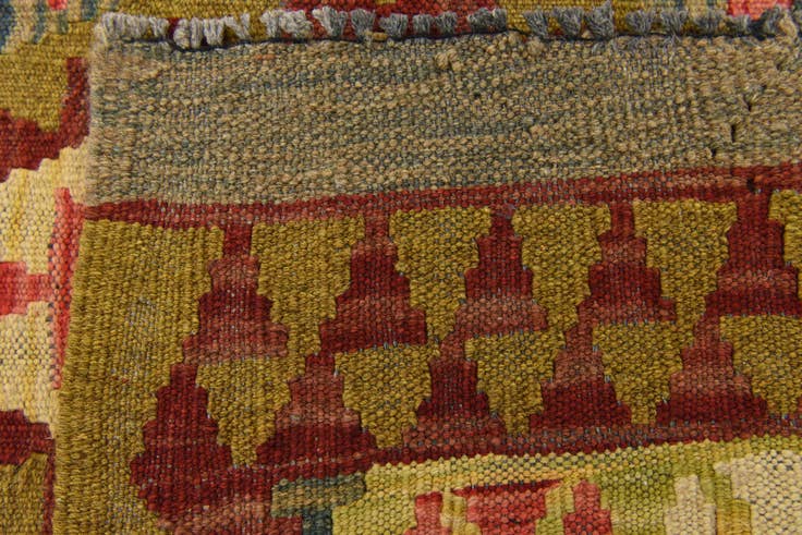 Detail image of 3' 1 x 4' 10 Hand Woven Kilim Maymana Wool Rug