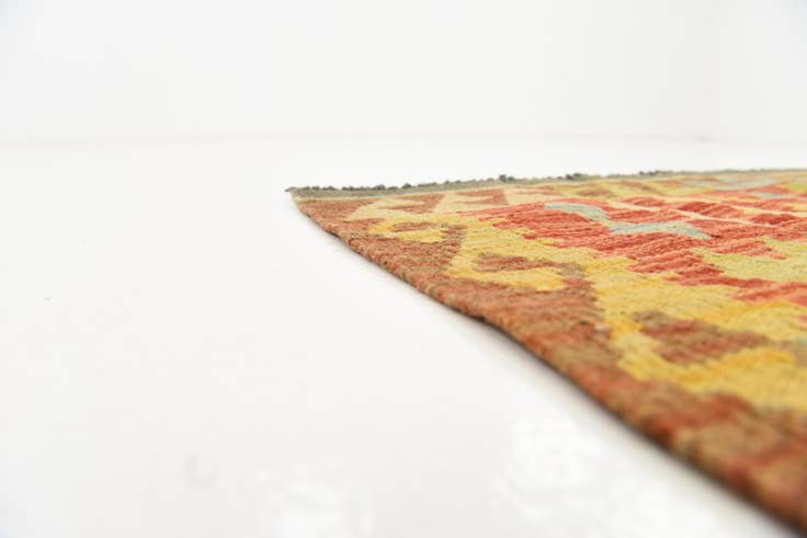 Detail image of 3' 3 x 6' 1 Hand Woven Kilim Maymana Wool Rug