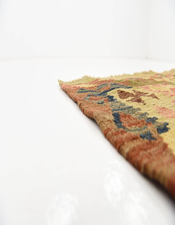 Detail image of 3' 2 x 4' 10  Hand Woven Kilim Maymana Wool Rug