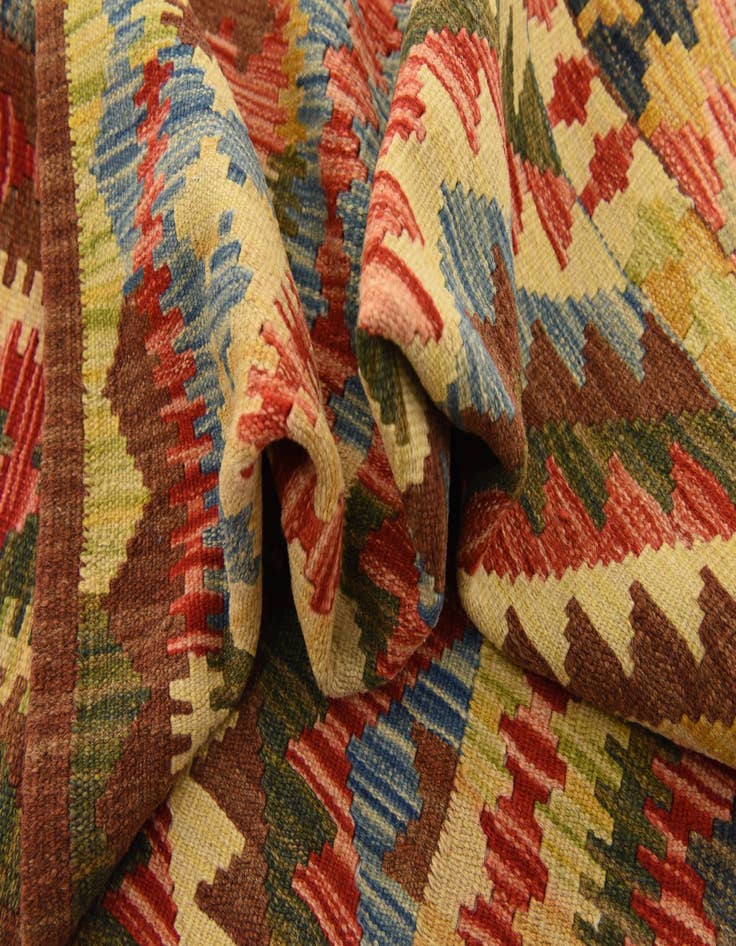 Detail image of 3' 6 x 5' 2  Hand Woven Kilim Maymana Wool Rug