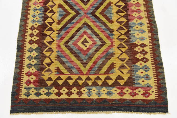 Detail image of 3' 4 x 6' 5 Hand Woven Kilim Maymana Wool Rug