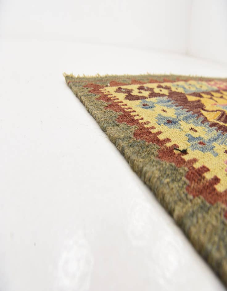 Detail image of 3' 4 x 6' 5 Hand Woven Kilim Maymana Wool Rug