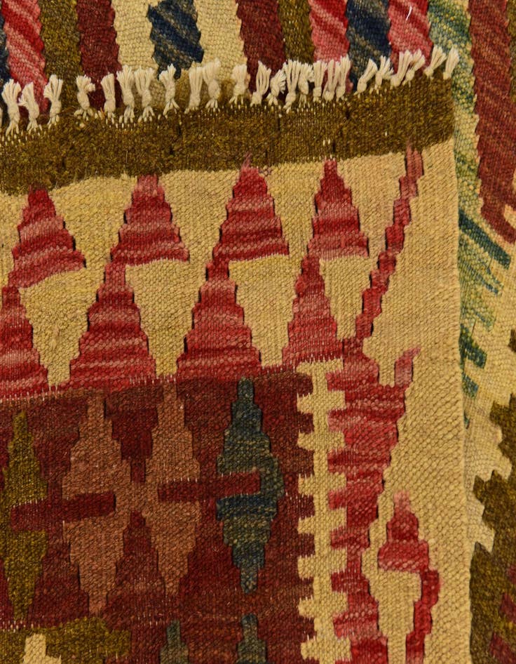 Detail image of 3' 5 x 6' 4  Hand Woven Kilim Maymana Wool Rug