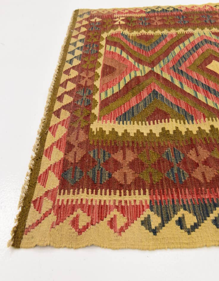 Detail image of 3' 5 x 6' 4  Hand Woven Kilim Maymana Wool Rug