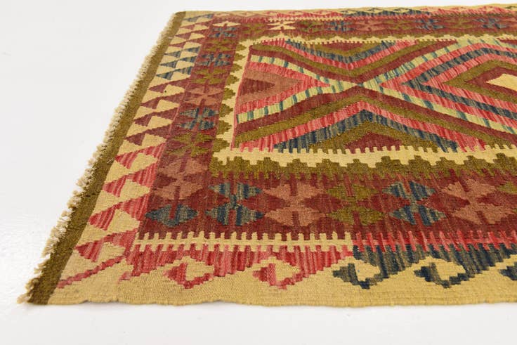 Detail image of 3' 5 x 6' 4 Hand Woven Kilim Maymana Wool Rug