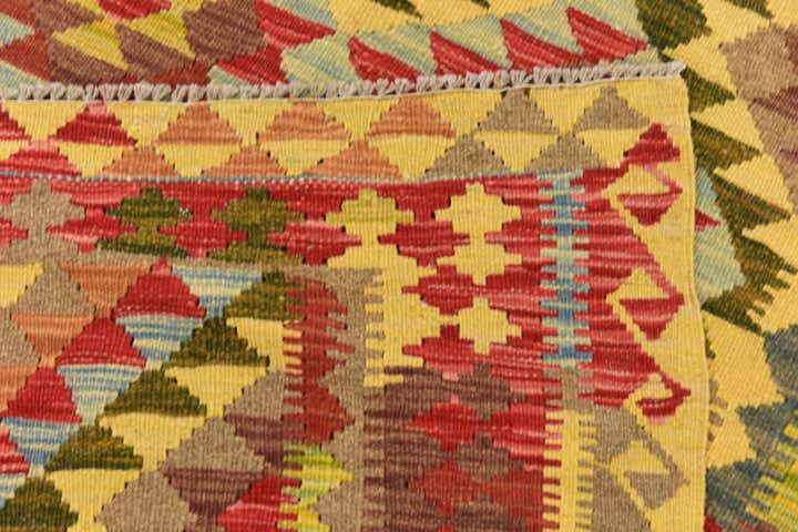 4' x 6' 9 Hand Woven Kilim Maymana Wool Rug