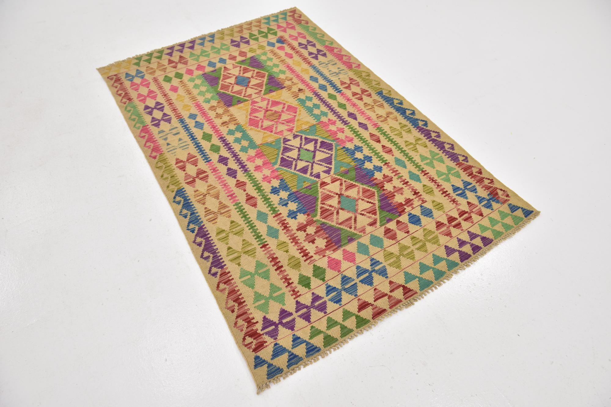 3' 10 x 6' Hand Woven Kilim Maymana Wool Rug