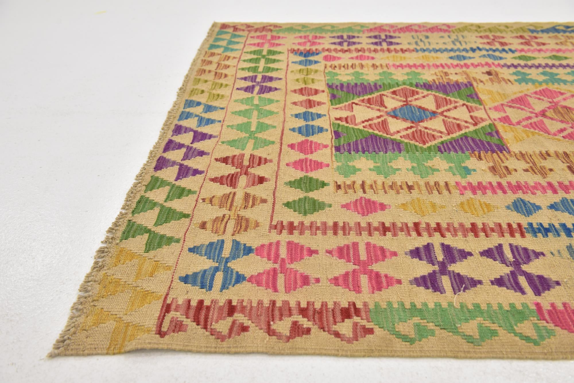 3' 10 x 6' Hand Woven Kilim Maymana Wool Rug