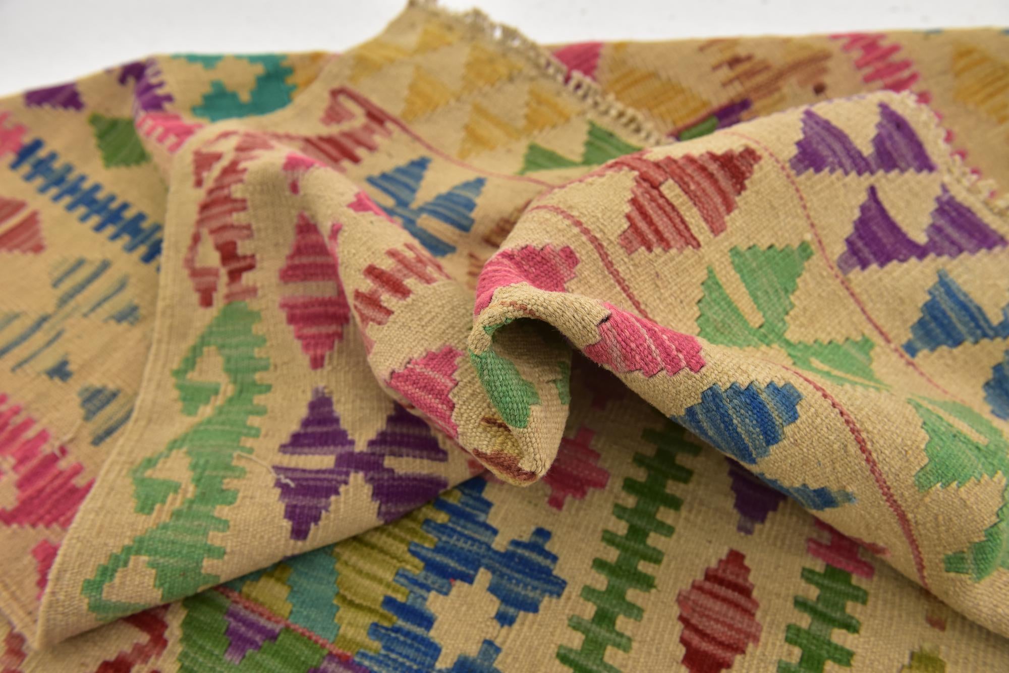 3' 10 x 6' Hand Woven Kilim Maymana Wool Rug