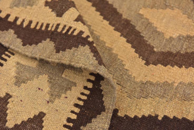 Detail image of 3' 4 x 5' 4 Hand Woven Kilim Maymana Wool Rug