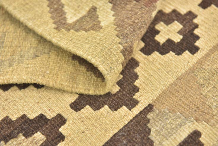 Detail image of 3' 2 x 4' Hand Woven Kilim Maymana Wool Rug