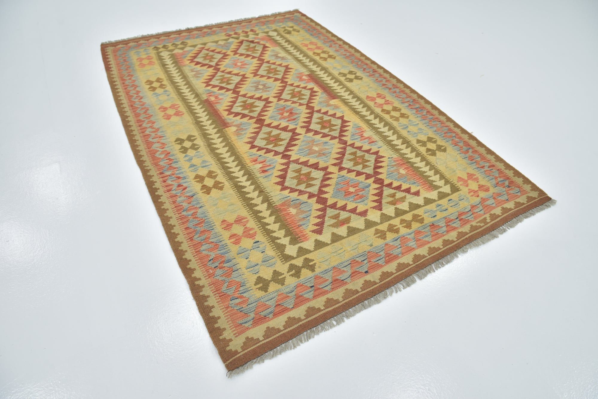 165cm x 250cm Hand Woven Kilim Maymana Wool Rug