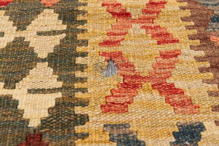 Detail image of 4' 6 x 6' 5 Hand Woven Kilim Maymana Wool Rug