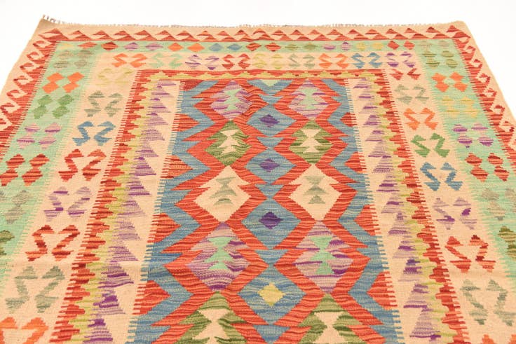 Detail image of 5' 2 x 6' 9 Hand Woven Kilim Maymana Wool Rug
