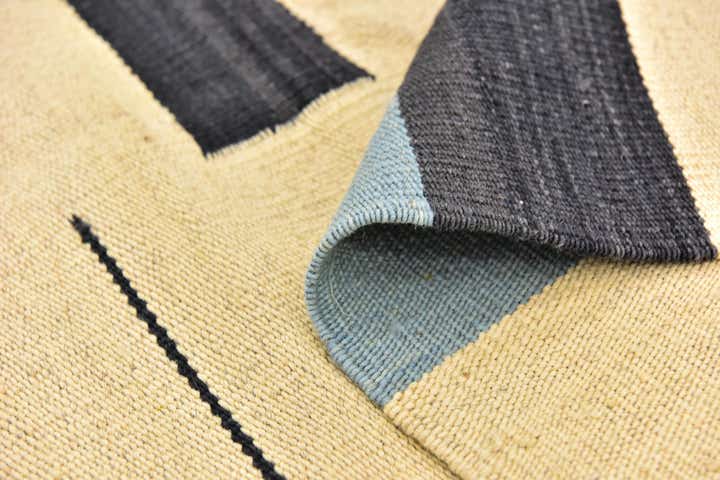 4' 3 x 5' 10 Hand Woven Kilim Modern Wool Rug