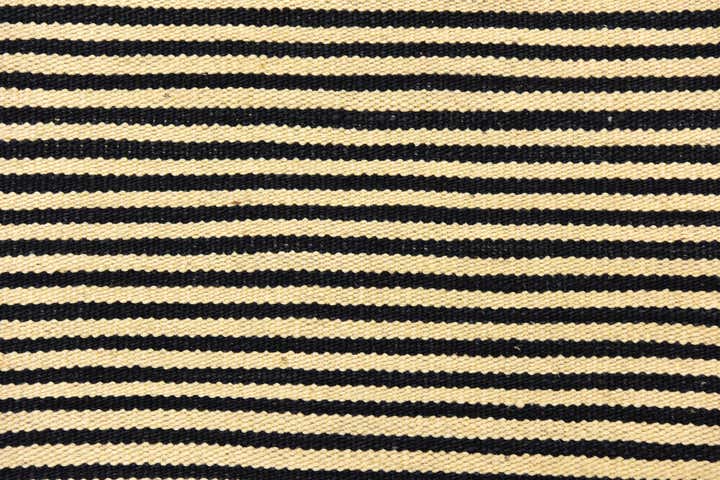 4' 5 x 5' 9 Hand Woven Kilim Modern Wool Rug