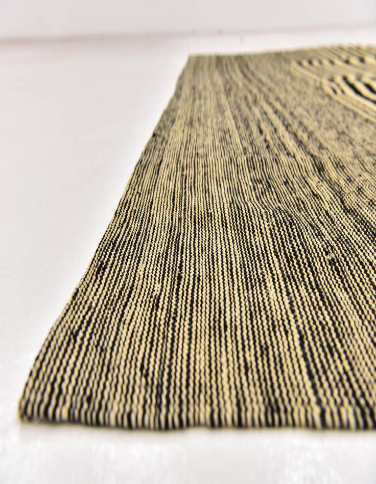 Detail image of 5' 10 x 7' 6  Hand Woven Kilim Modern Wool Rug