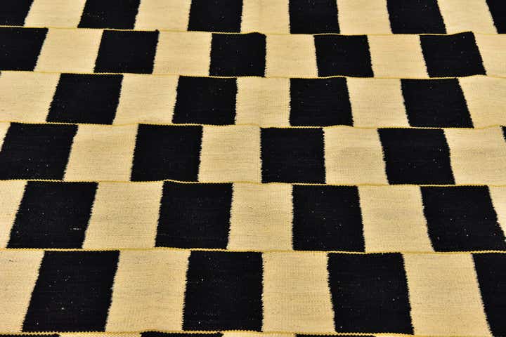 6' x 7' 10 Hand Woven Kilim Modern Wool Rug