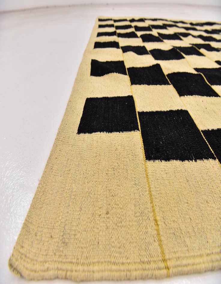 Detail image of 6' 3 x 7' 8 Hand Woven Kilim Modern Wool Rug