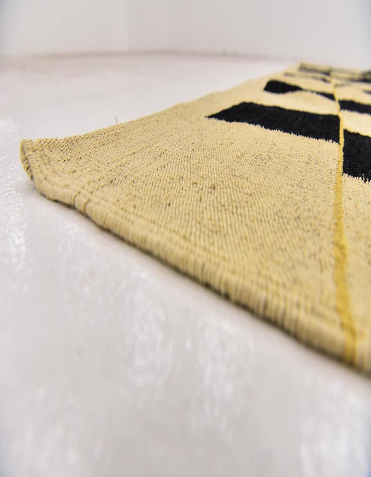 Detail image of 6' 3 x 7' 8 Hand Woven Kilim Modern Wool Rug