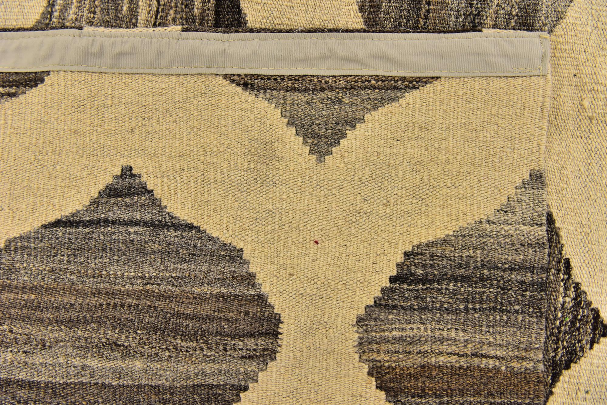 5' x 6' 6 Hand Woven Kilim Modern Wool Rug