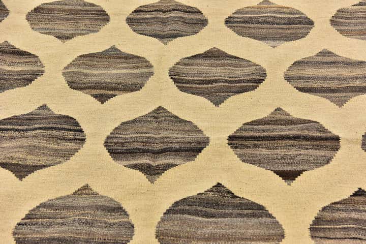 5' x 6' 6 Hand Woven Kilim Modern Wool Rug