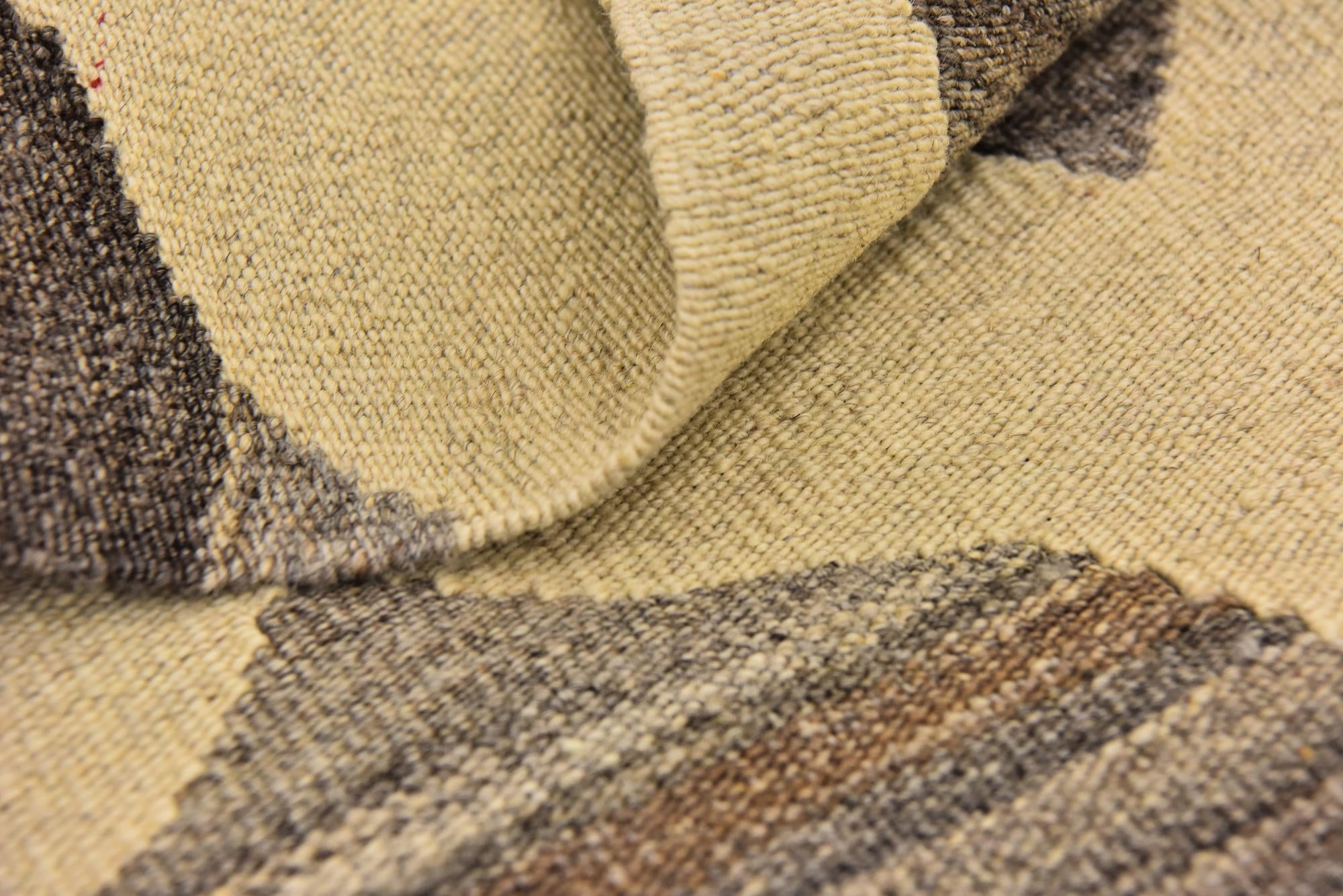5' x 6' 6 Hand Woven Kilim Modern Wool Rug