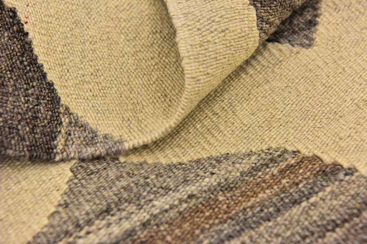5' x 6' 6 Hand Woven Kilim Modern Wool Rug