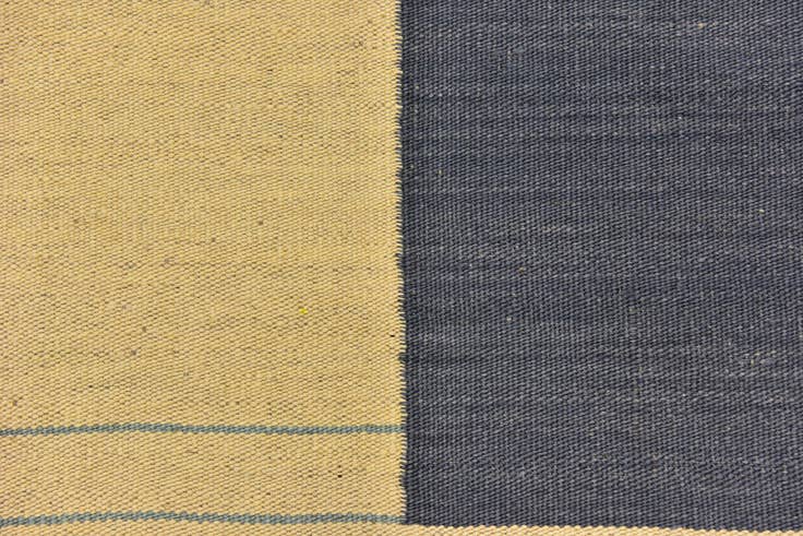 Detail image of 4' 3 x 5' 9 Hand Woven Kilim Modern Wool Rug