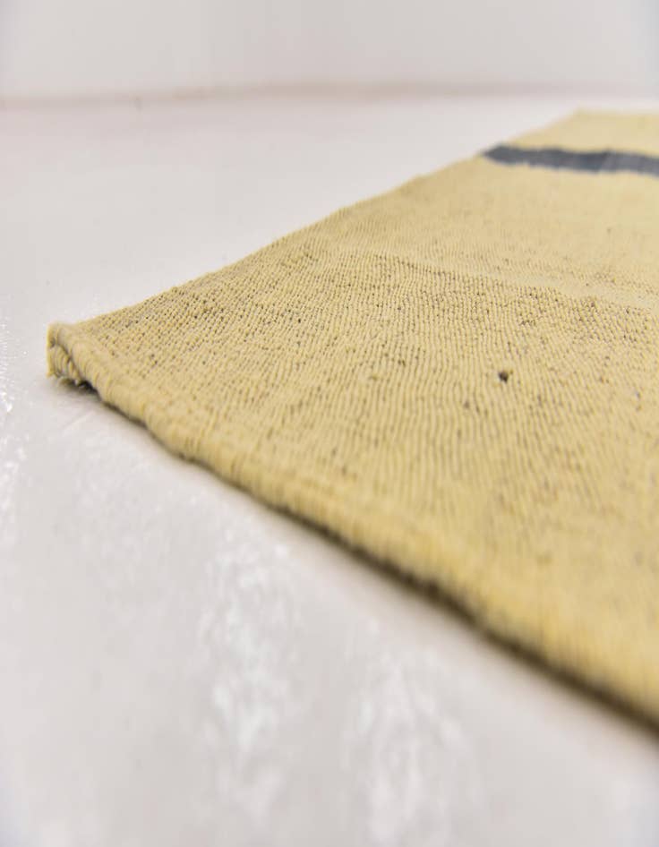 Detail image of 4' 3 x 5' 9  Hand Woven Kilim Modern Wool Rug