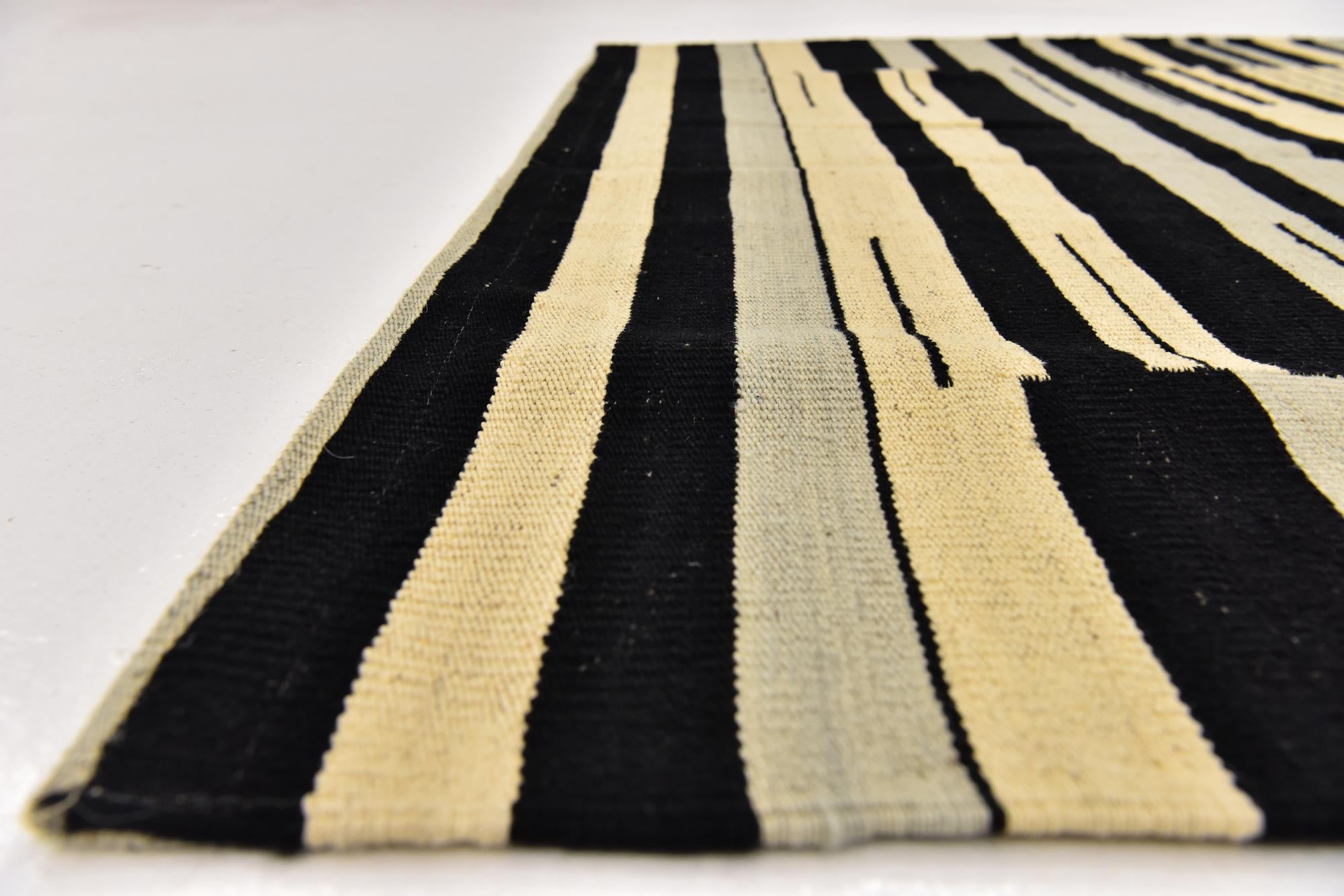 4' 4 x 5' 10 Hand Woven Kilim Modern Wool Rug