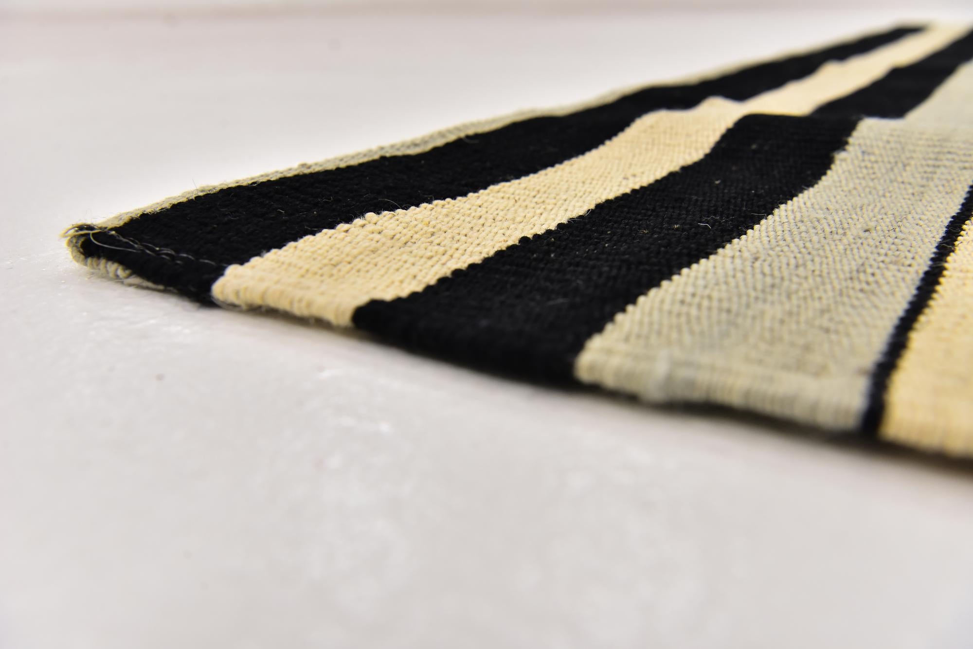 4' 4 x 5' 10 Hand Woven Kilim Modern Wool Rug
