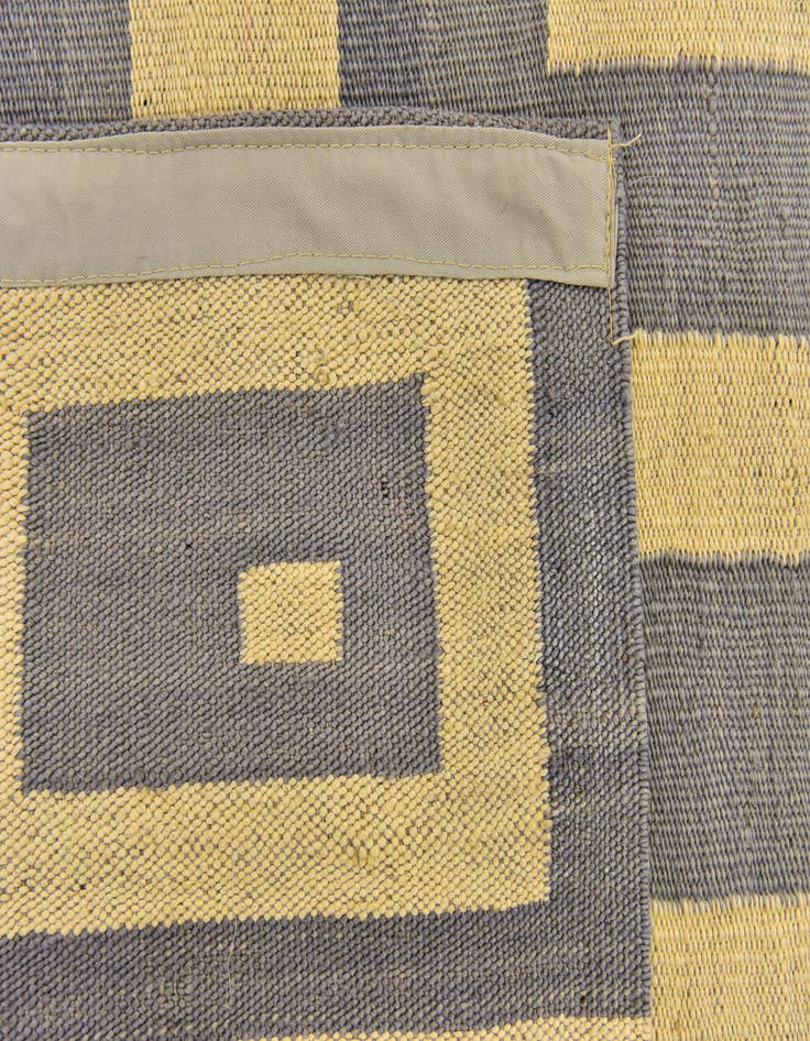 Detail image of 5' x 6' 6  Hand Woven Kilim Modern Wool Rug