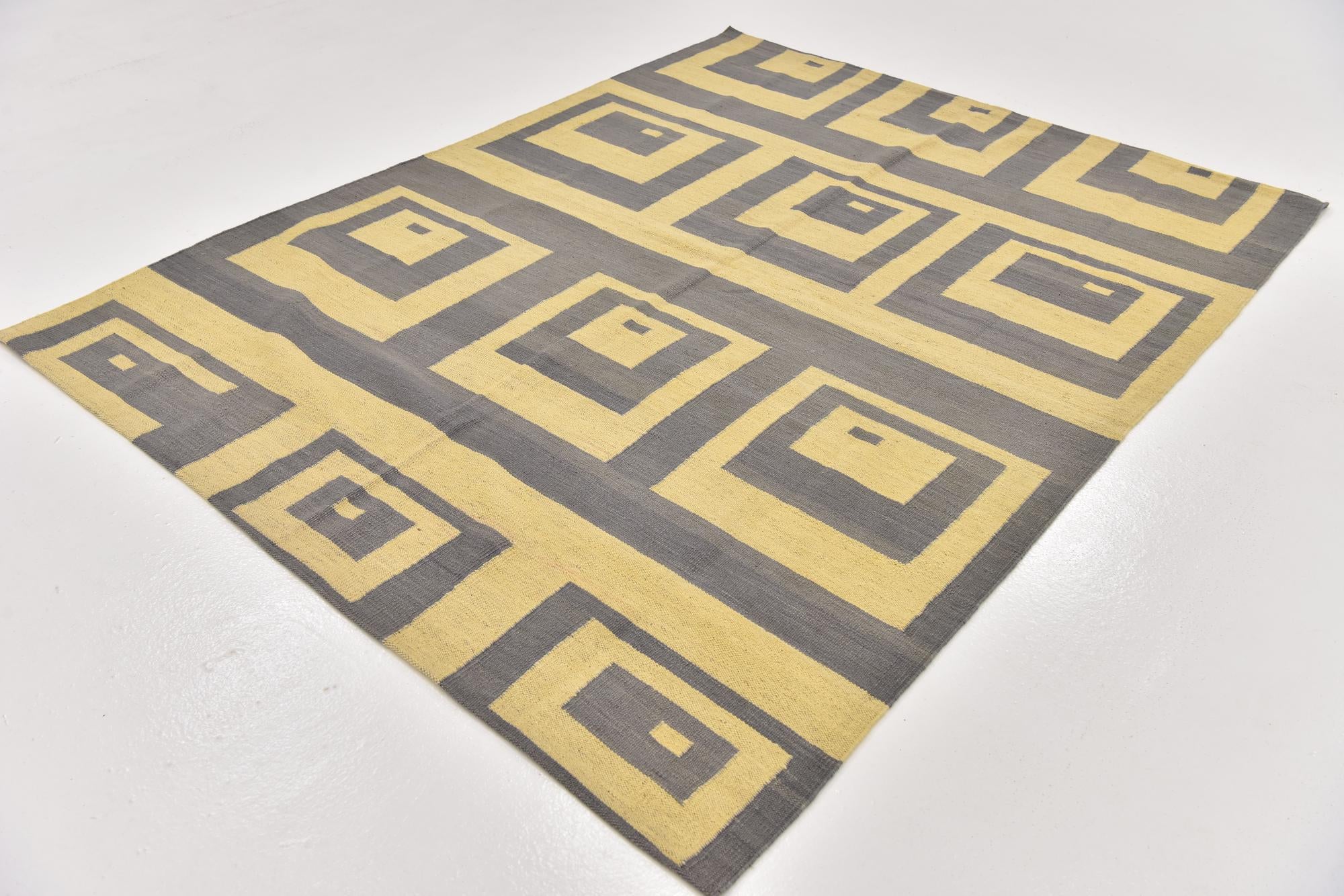 5' x 6' 6 Hand Woven Kilim Modern Wool Rug