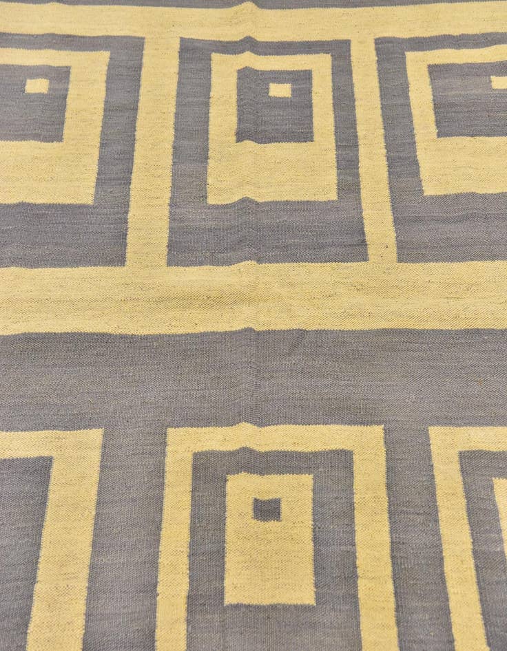 Detail image of 5' x 6' 6  Hand Woven Kilim Modern Wool Rug