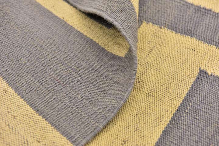 5' x 6' 6 Hand Woven Kilim Modern Wool Rug